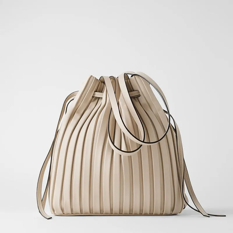 Catalina Leather Shoulder Bag