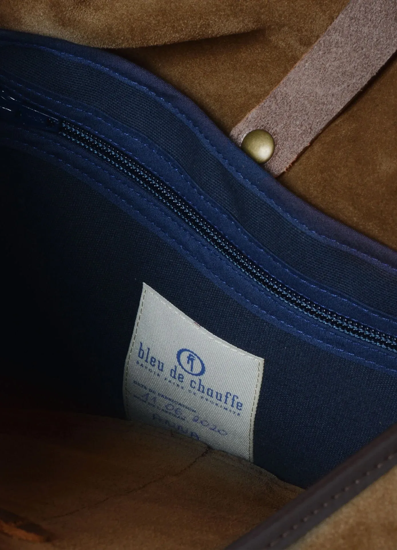 FISHERMAN'S MUSETTE S | Suede | Tobacco