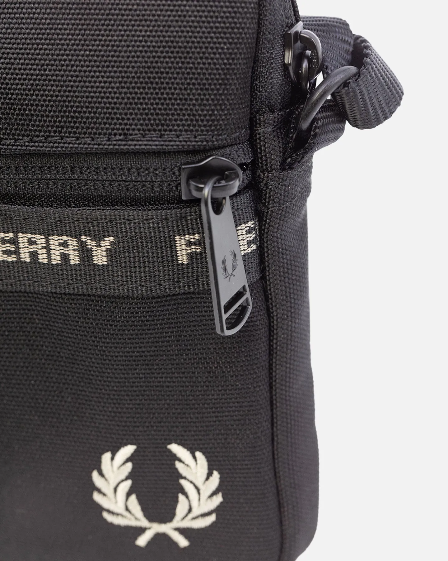 Fred Perry Taped Side Bag Black/Warm Grey