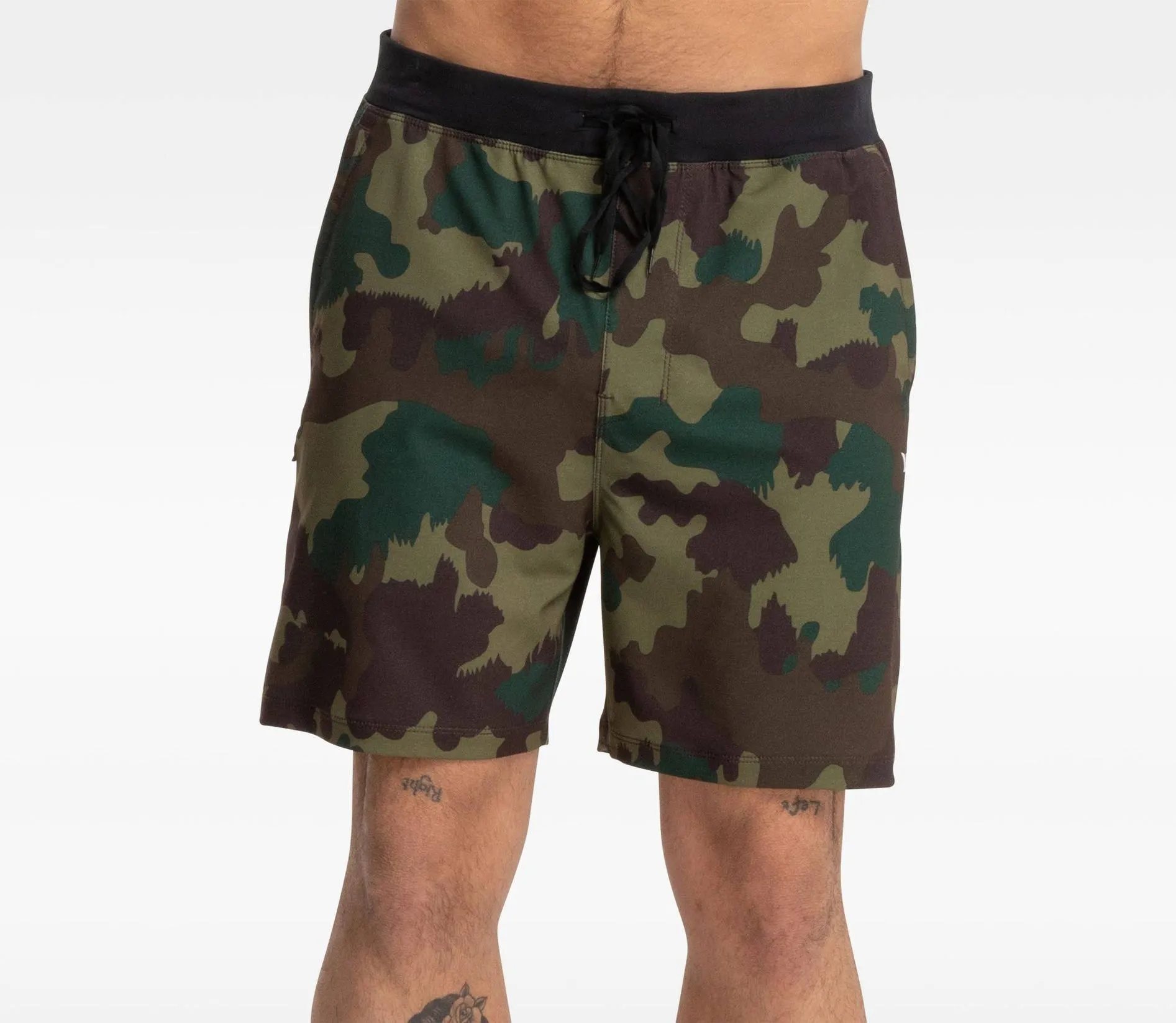 HURLEY EXPLORE CAMO VOLLEY WALKSHORT - BLACK