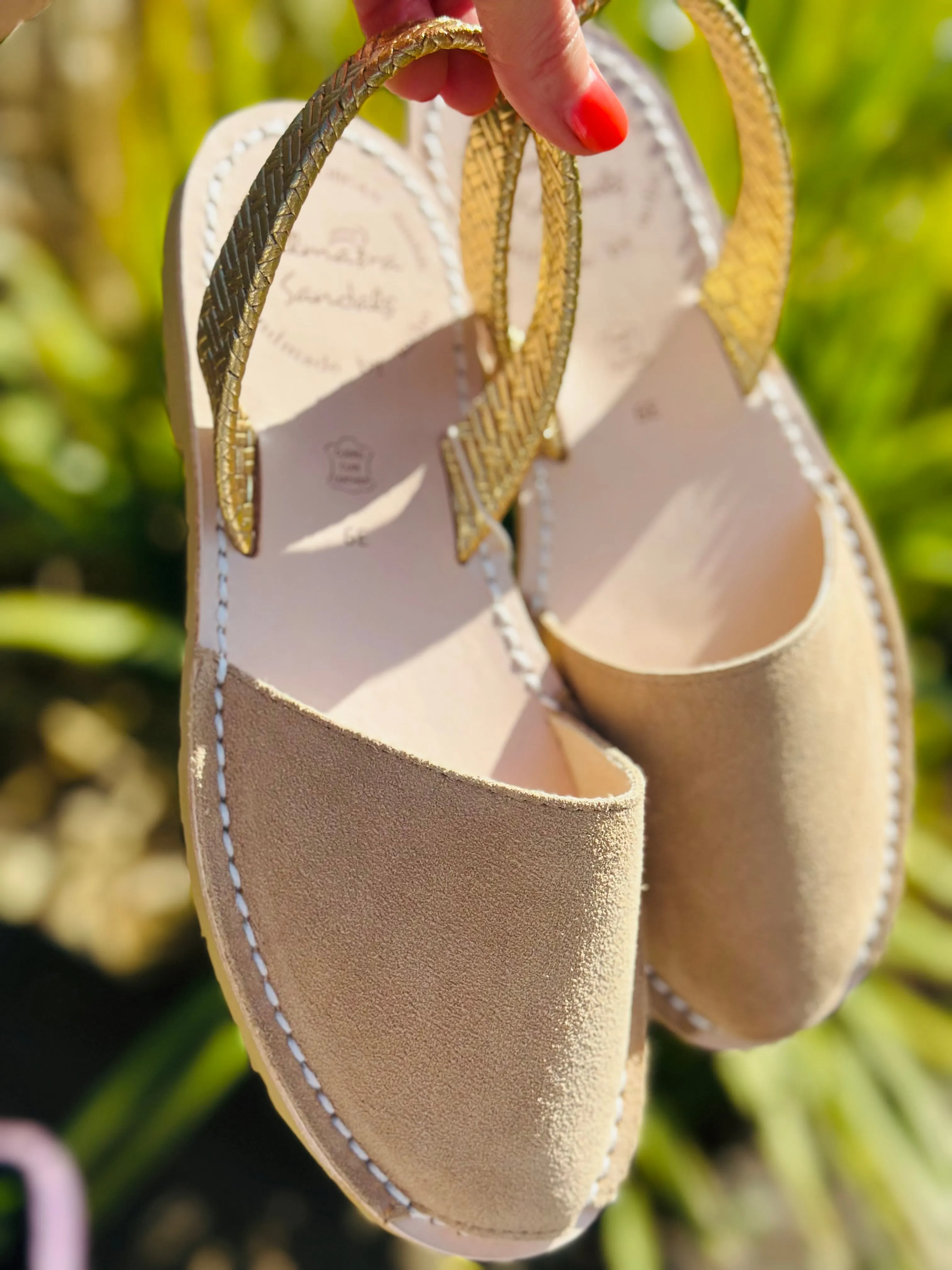 Macarella Sand Suede Avarcas