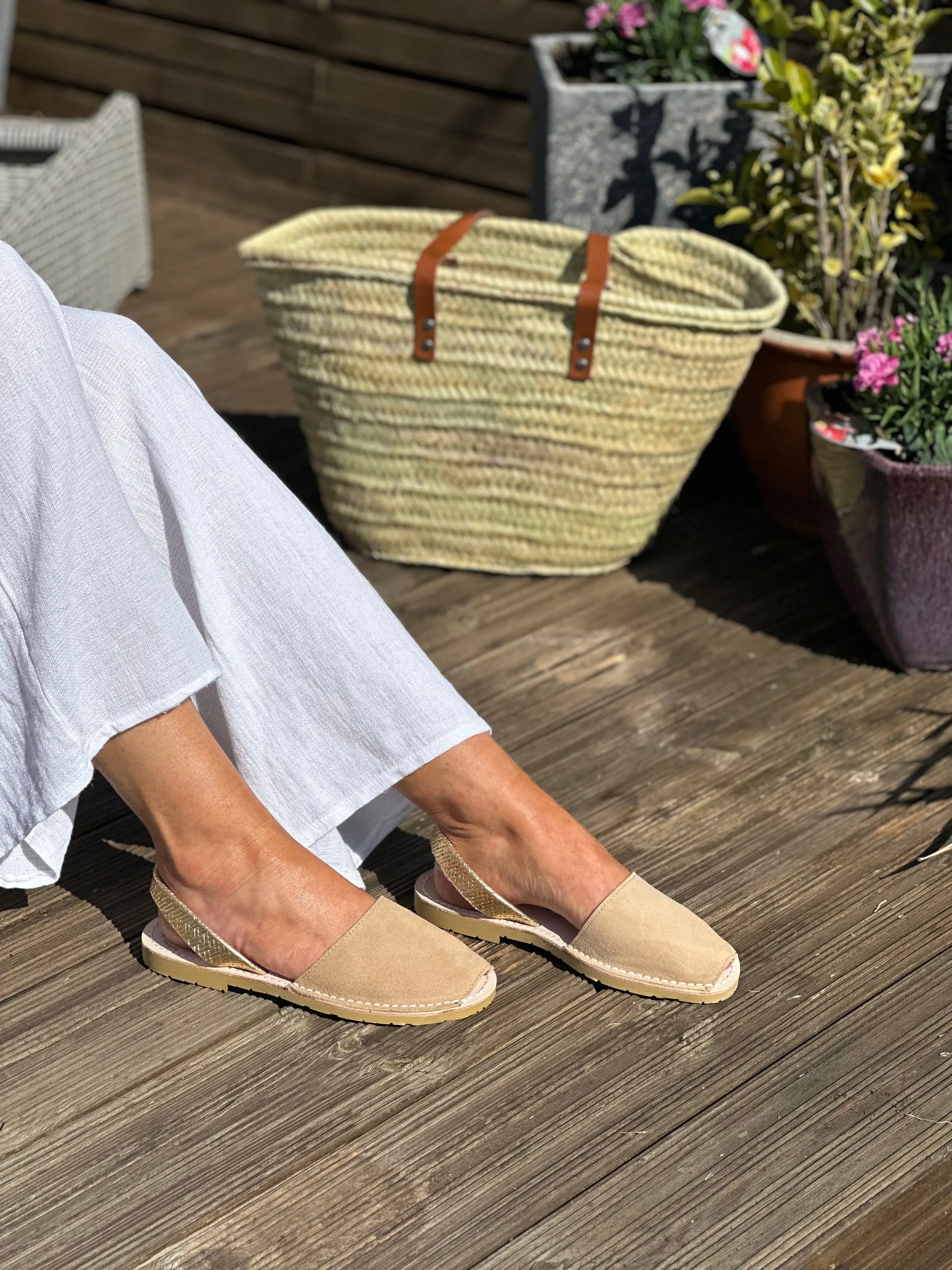 Macarella Sand Suede Avarcas