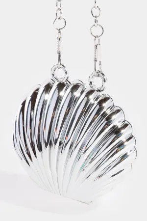 The ‘Metallic Clam Sea Shell Bag’