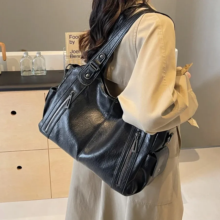 Tullia | Elegant Shoulder Bag