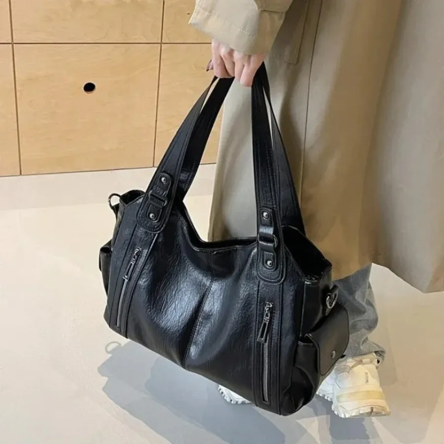 Tullia | Elegant Shoulder Bag