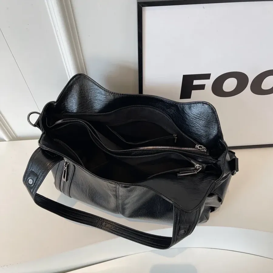 Tullia | Elegant Shoulder Bag